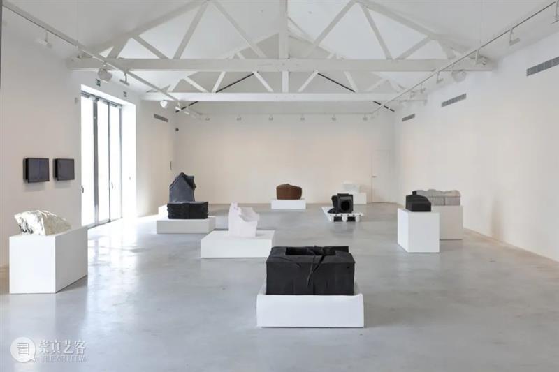 艺术家 | 欧文·沃姆 Erwin Wurm 博文精选 Thaddaeus Ropac 欧文 沃姆 Wurm 艺术家 作品 问题 雕塑 概念 日常生活 时代 崇真艺客